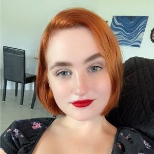 Meet your Posher, Casey